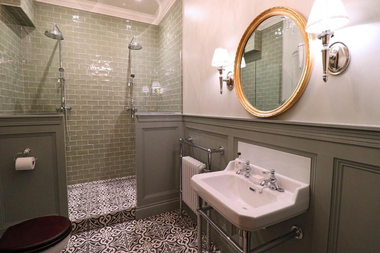 The Georgian Swansea Hotel Bagian luar foto