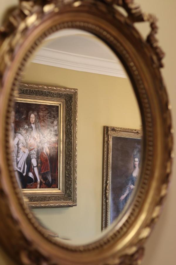 The Georgian Swansea Hotel Bagian luar foto